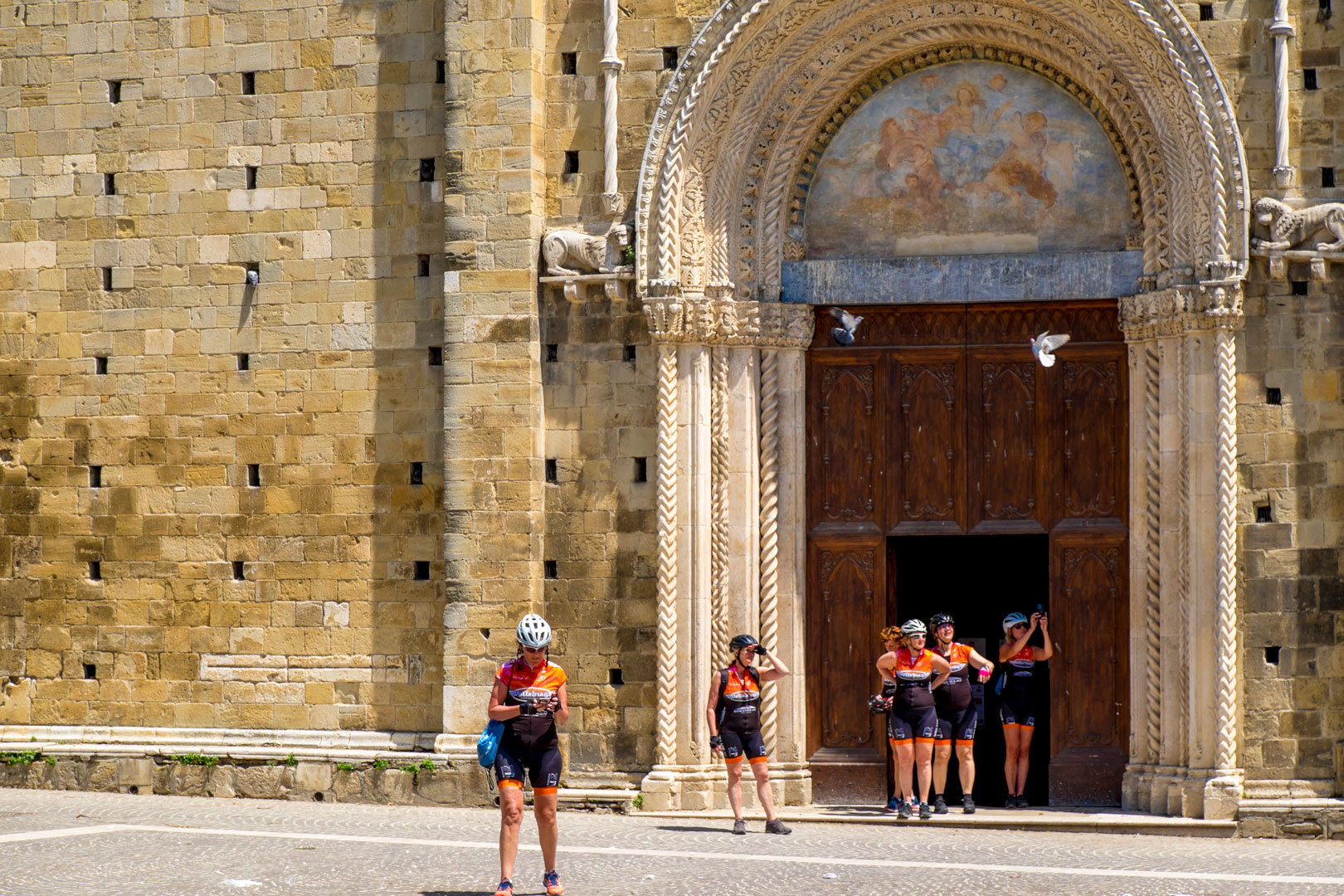 In E-Bike visita guidata alla Città Ducale di Atri