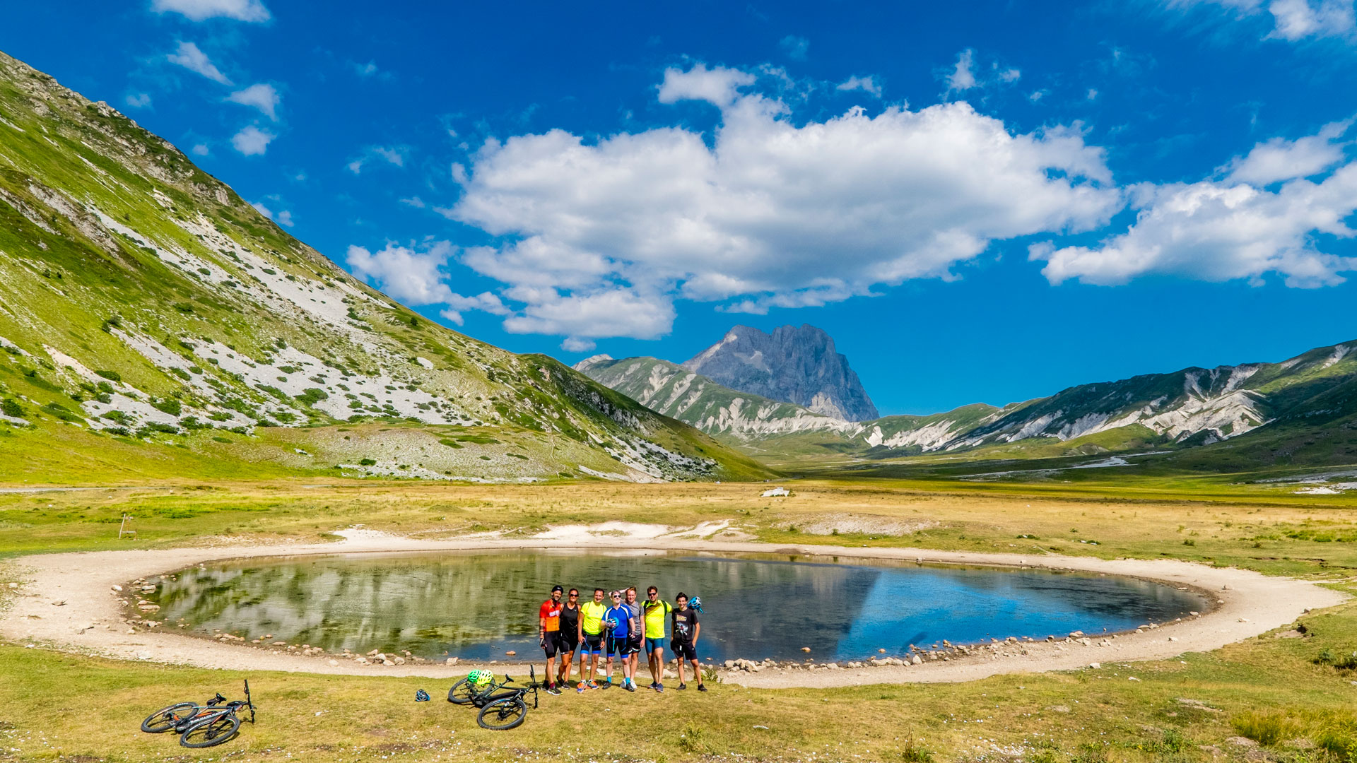 In E-Bike Campo Imperatore giro dei Sette Laghetti