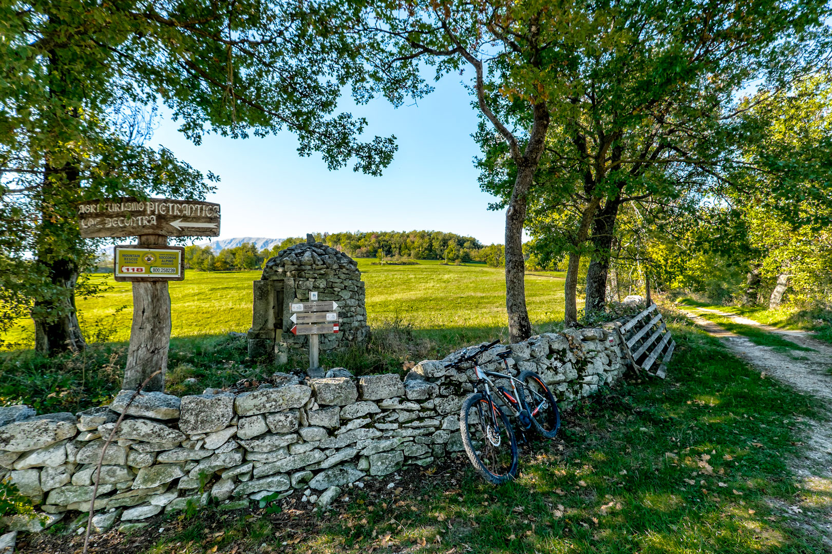 In EBike nella Valle Giumentina e L'Eremo di Santo Spirito